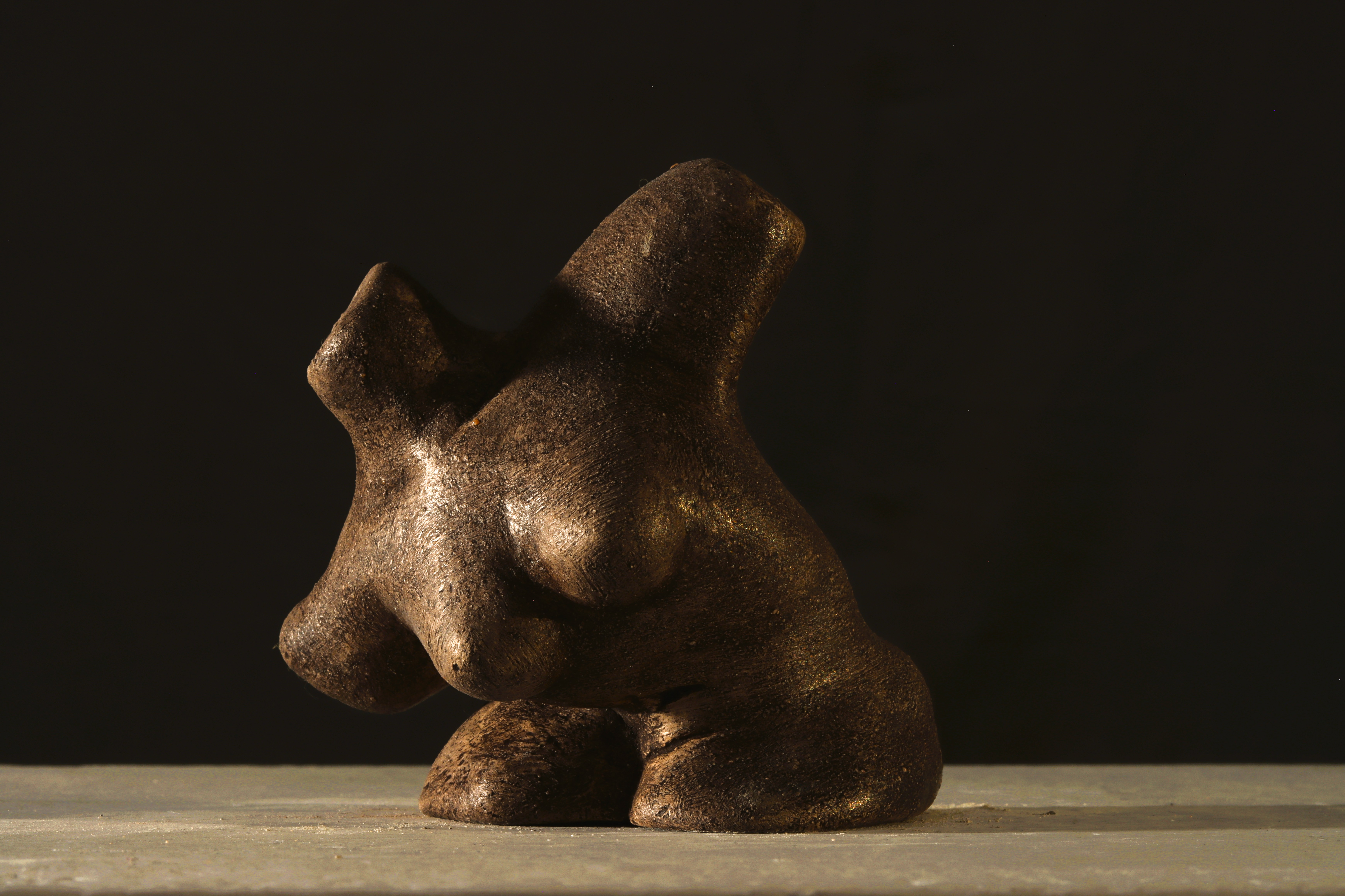 Twisted Ceramic and bootpolish9x8x9cm£230